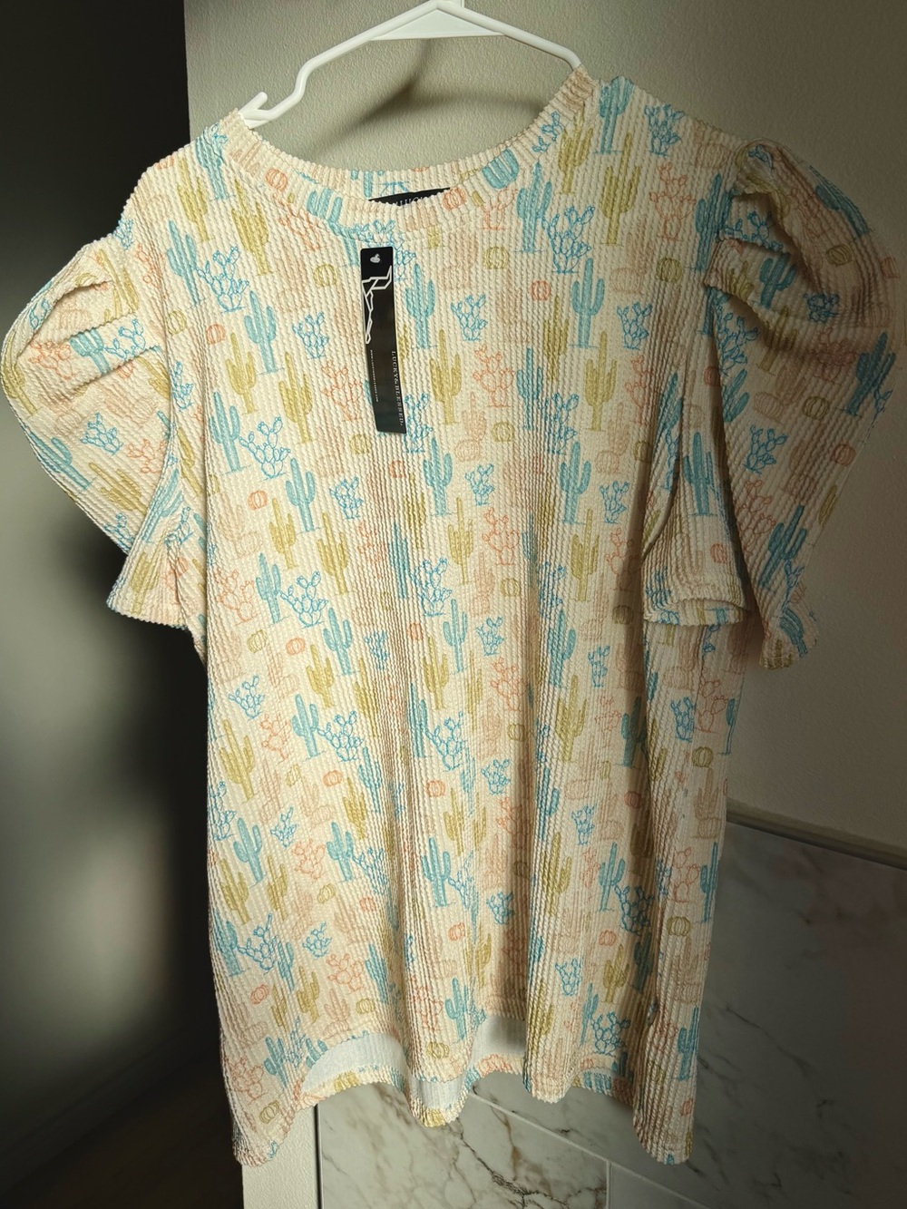 Women’s Ruffle Sleeve Cactus Print Top